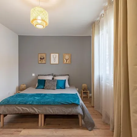 Amja Proche Clinique Saint-roch 3 3 Salles De Bain Parking Gratuit Ideal Famille Groupe Coworking 10 Min Centre 10 Min 5 Min Sortie Autoroute