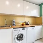 Amja Proche Clinique Saint-roch 3 3 Salles De Bain Parking Gratuit Ideal Famille Groupe Coworking 10 Min Centre 10 Min 5 Min Sortie Autoroute