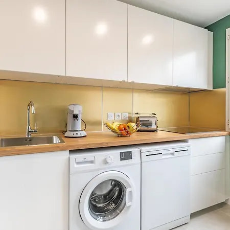 Amja Proche Clinique Saint-roch 3 3 Salles De Bain Parking Gratuit Ideal Famille Groupe Coworking 10 Min Centre 10 Min 5 Min Sortie Autoroute