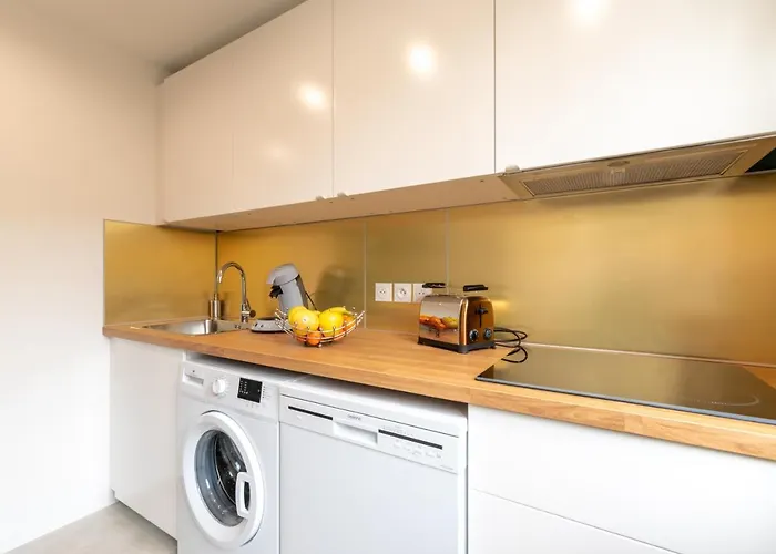 Amja Proche Clinique Saint-roch 3 3 Salles De Bain Parking Gratuit Ideal Famille Groupe Coworking 10 Min Centre 10 Min 5 Min Sortie Autoroute Apartman Montpellier